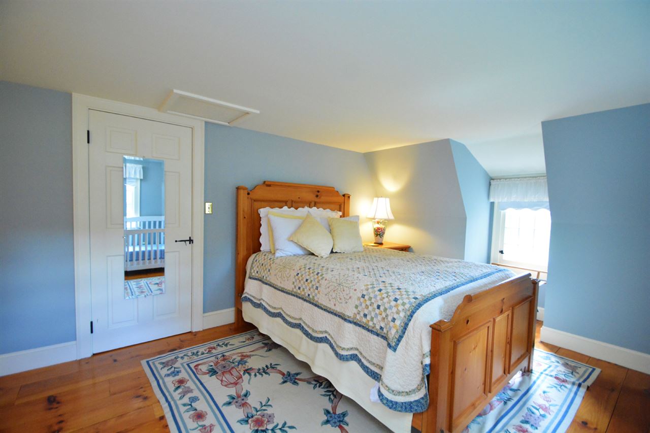 28 Newmarket Road Durham, NH 03824 - Photo 25 of 40