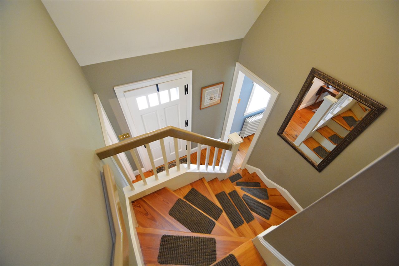 28 Newmarket Road Durham, NH 03824 - Photo 29 of 40