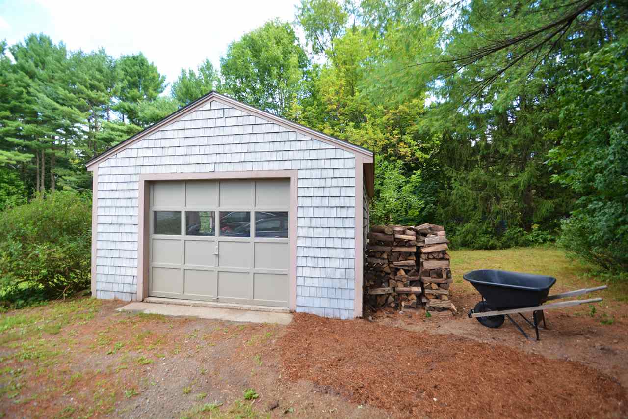 28 Newmarket Road Durham, NH 03824 - Photo 37 of 40