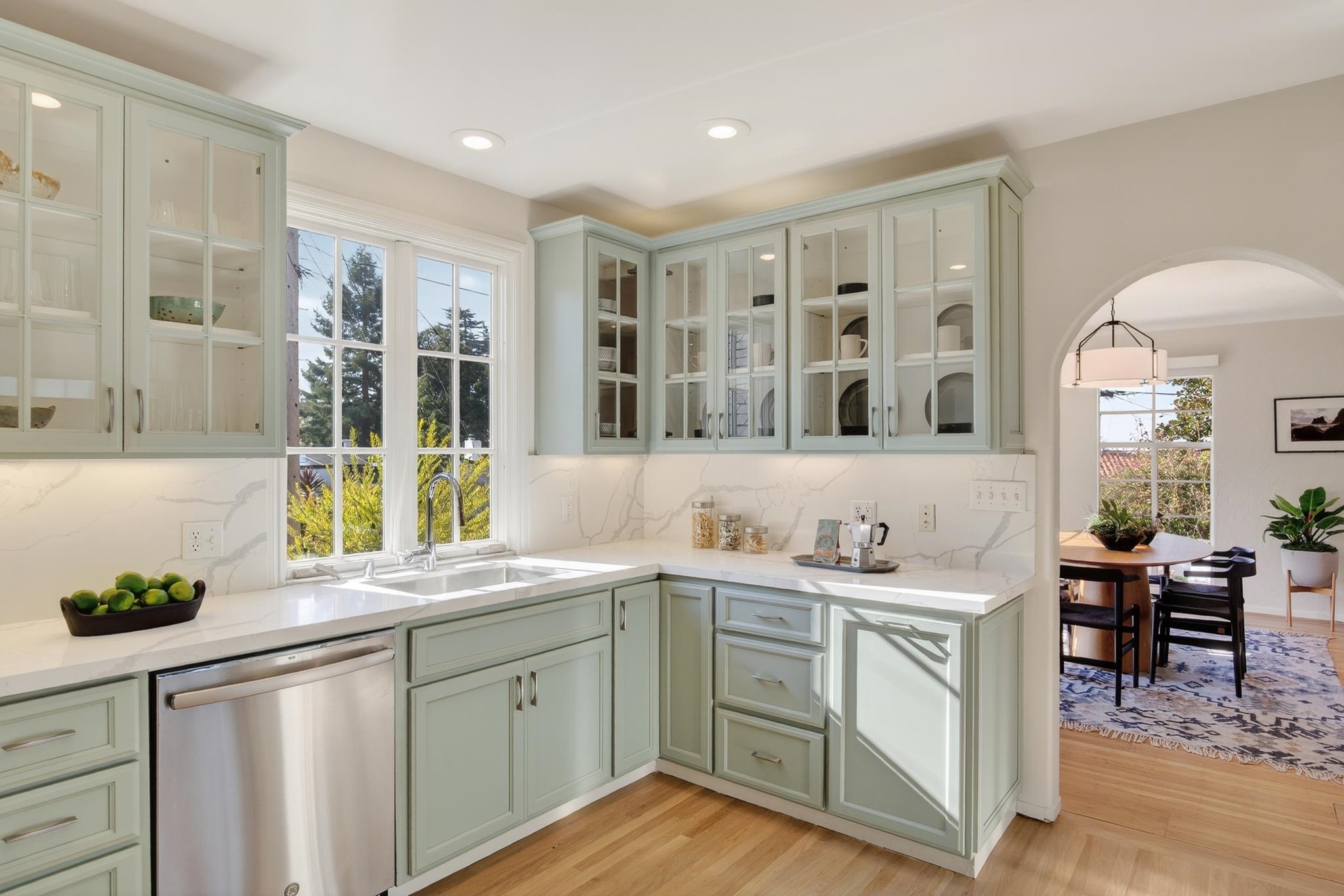 3570 Jordan Road Oakland, CA 94619 - Photo 16 of 60