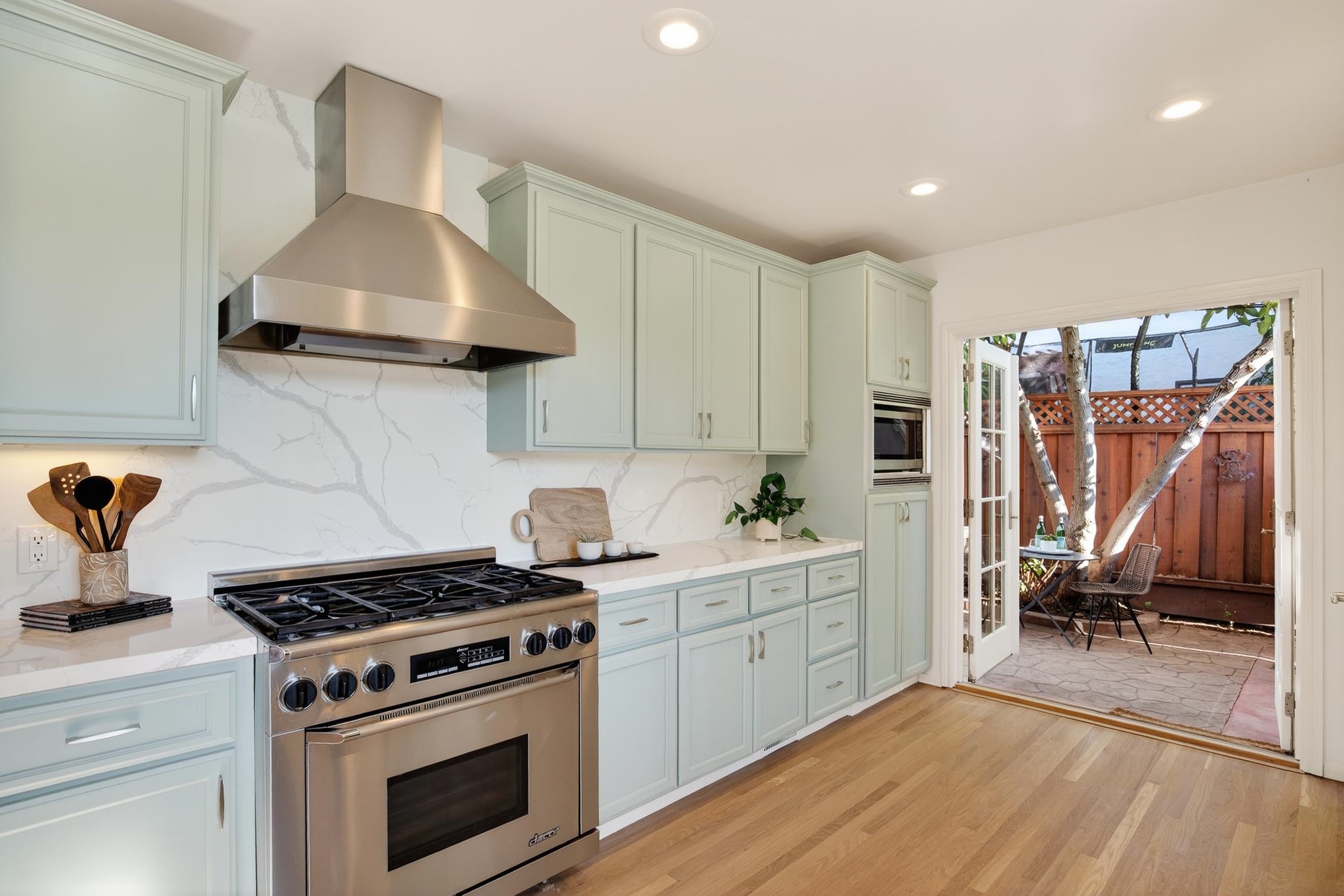 3570 Jordan Road Oakland, CA 94619 - Photo 18 of 60