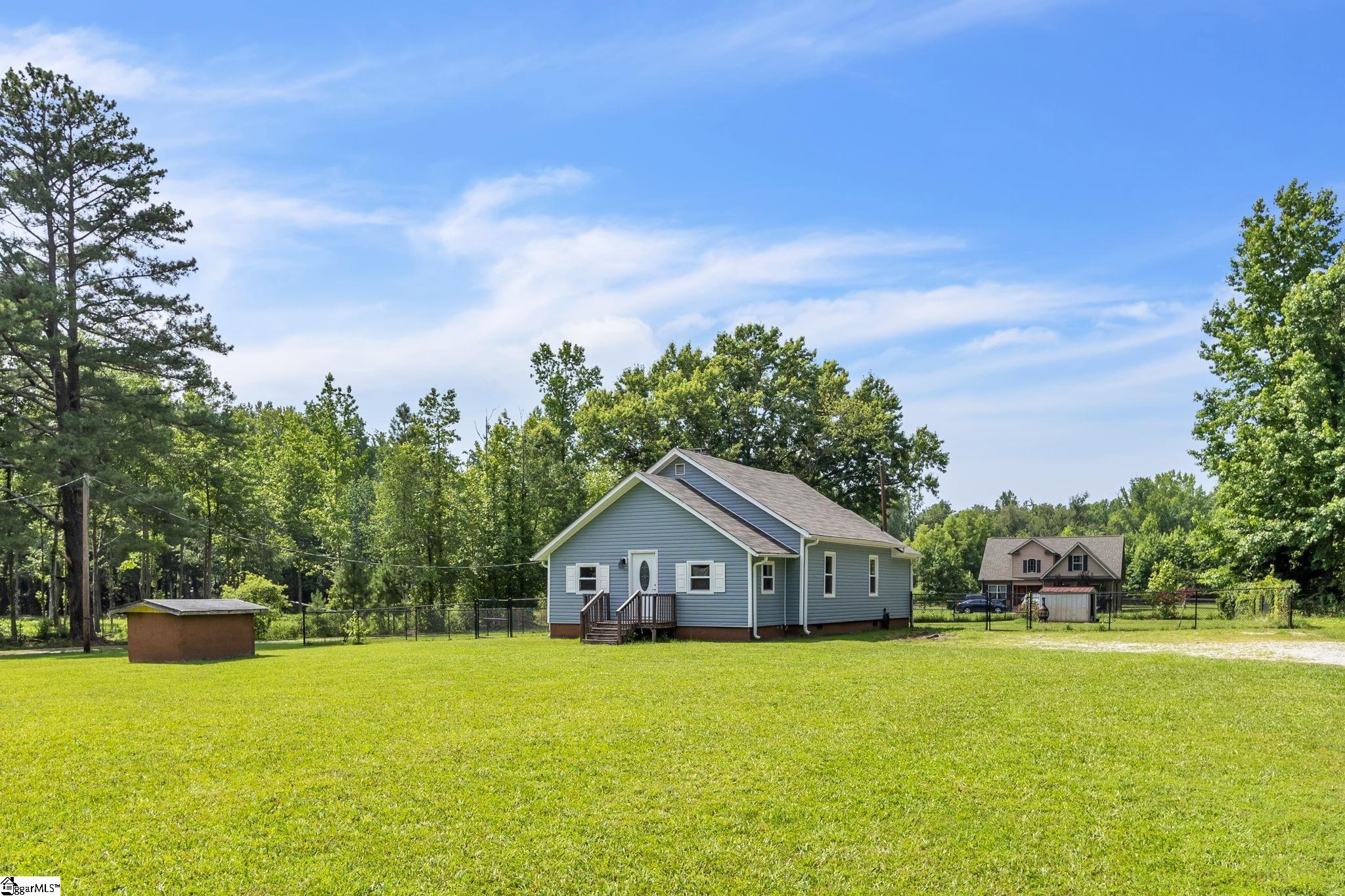 2218 Walls Road Greer, SC 29651 - Photo 3 of 25