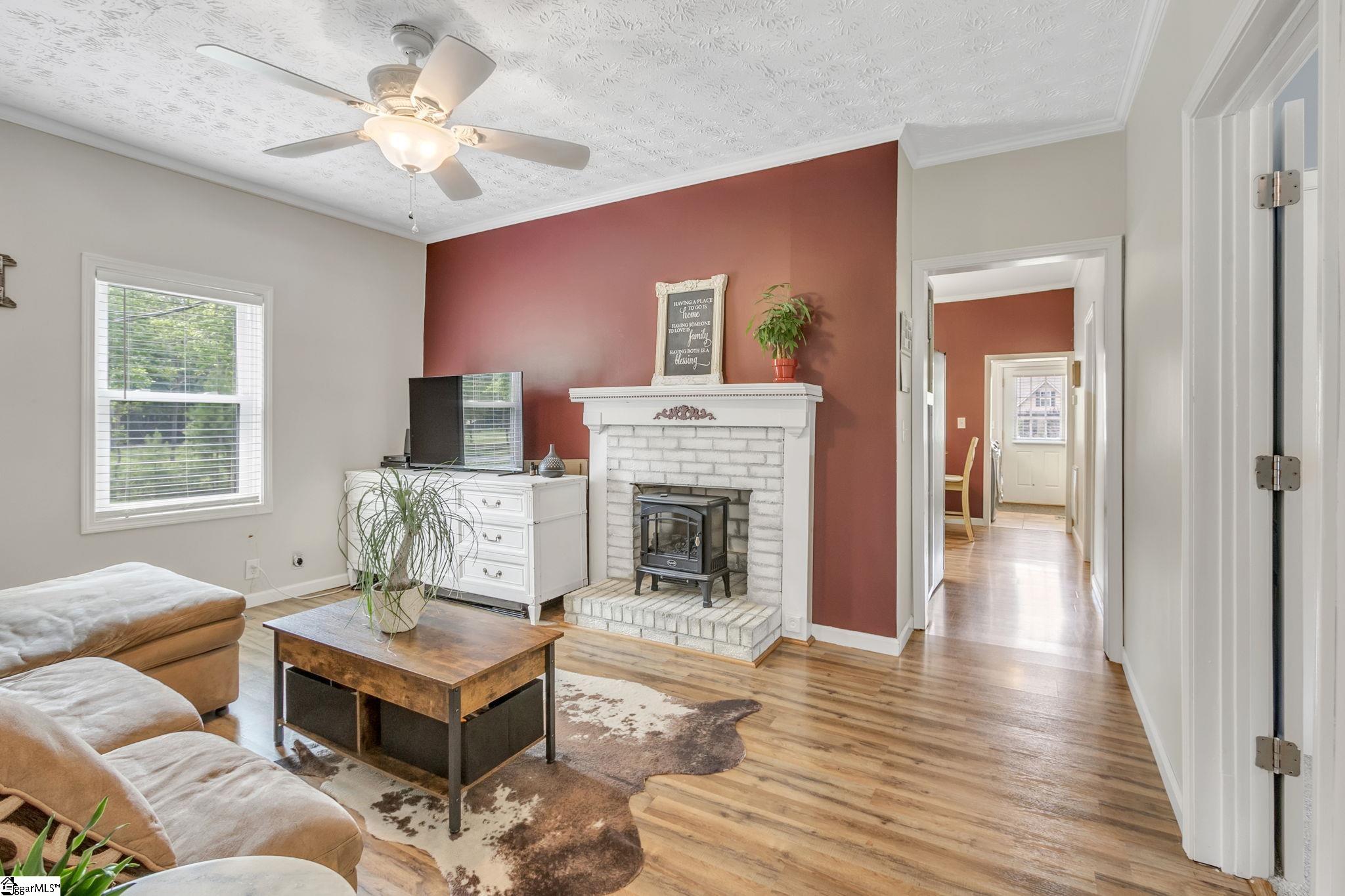 2218 Walls Road Greer, SC 29651 - Photo 8 of 25