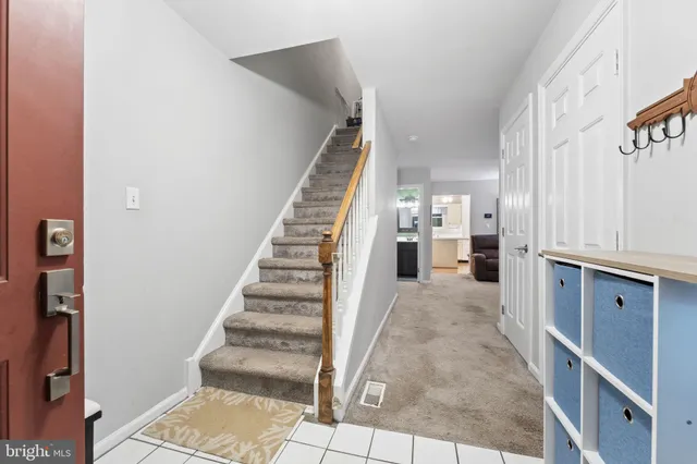 a view of entryway and hall