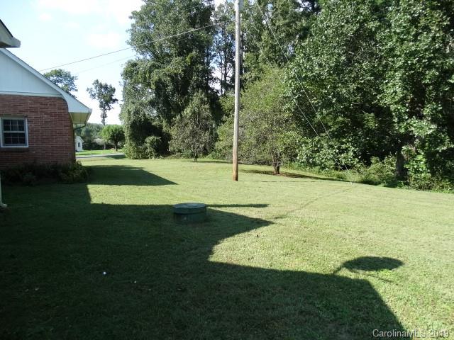 405 Dale Road Spruce Pine, NC 28777 - Photo 4 of 18 Gallery Image 4