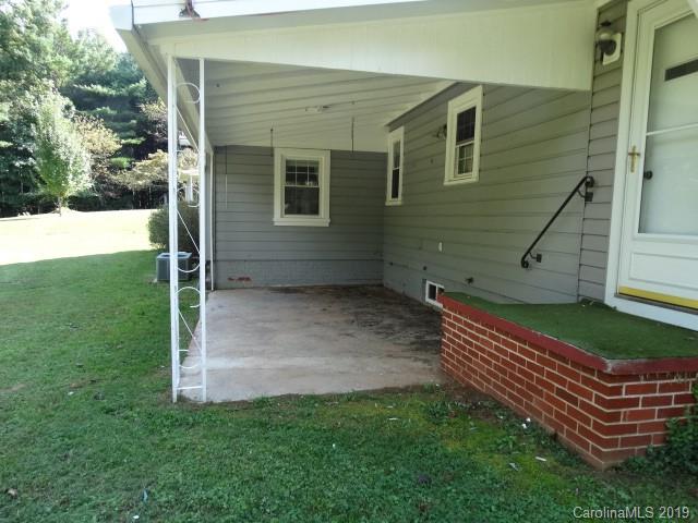 405 Dale Road Spruce Pine, NC 28777 - Photo 5 of 18 Gallery Image 5