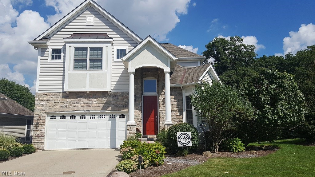 26827 Rue Street Cleveland, OH 44128 - Photo 1 of 32 Gallery Image 1