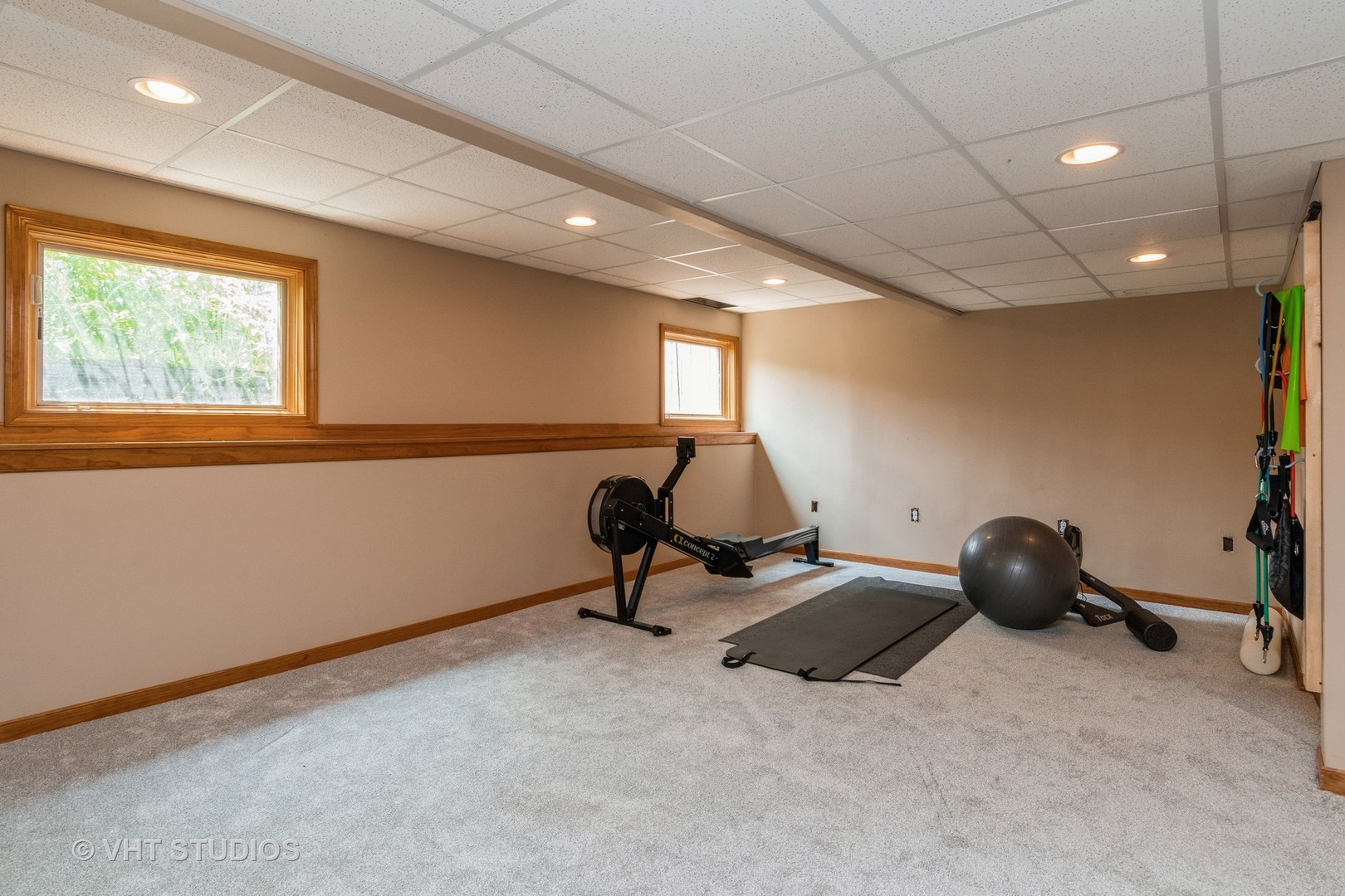 565 Boardman Circle Bolingbrook, IL 60440 - Photo 18 of 24 a view of a room with gym equipment
