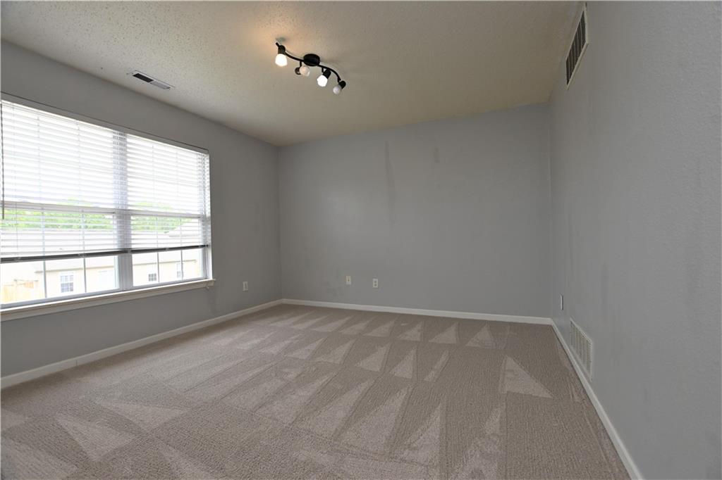 10858 Ravelle Road Indianapolis, IN 46234 - Photo 12 of 31 Gallery Image 12