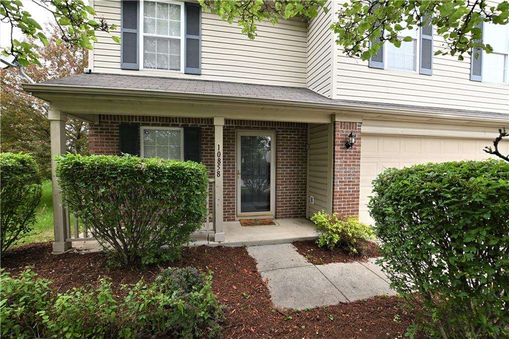 10858 Ravelle Road Indianapolis, IN 46234 - Photo 3 of 31 Gallery Image 3