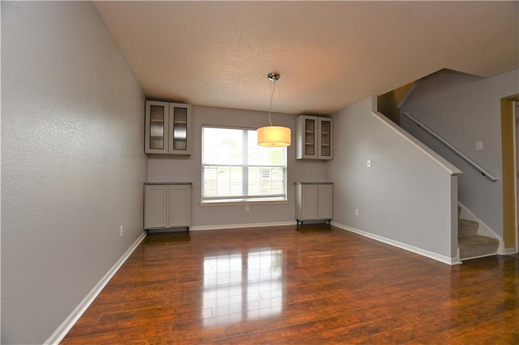 10858 Ravelle Road Indianapolis, IN 46234 - Photo 6 of 31 Gallery Image 6