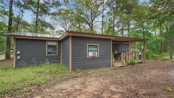 $1,700 | 2359 Virginia Avenue, Montgomery, TX 77316