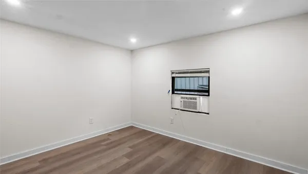 $1,600 | 2359 Virginia Avenue, Montgomery, TX 77316