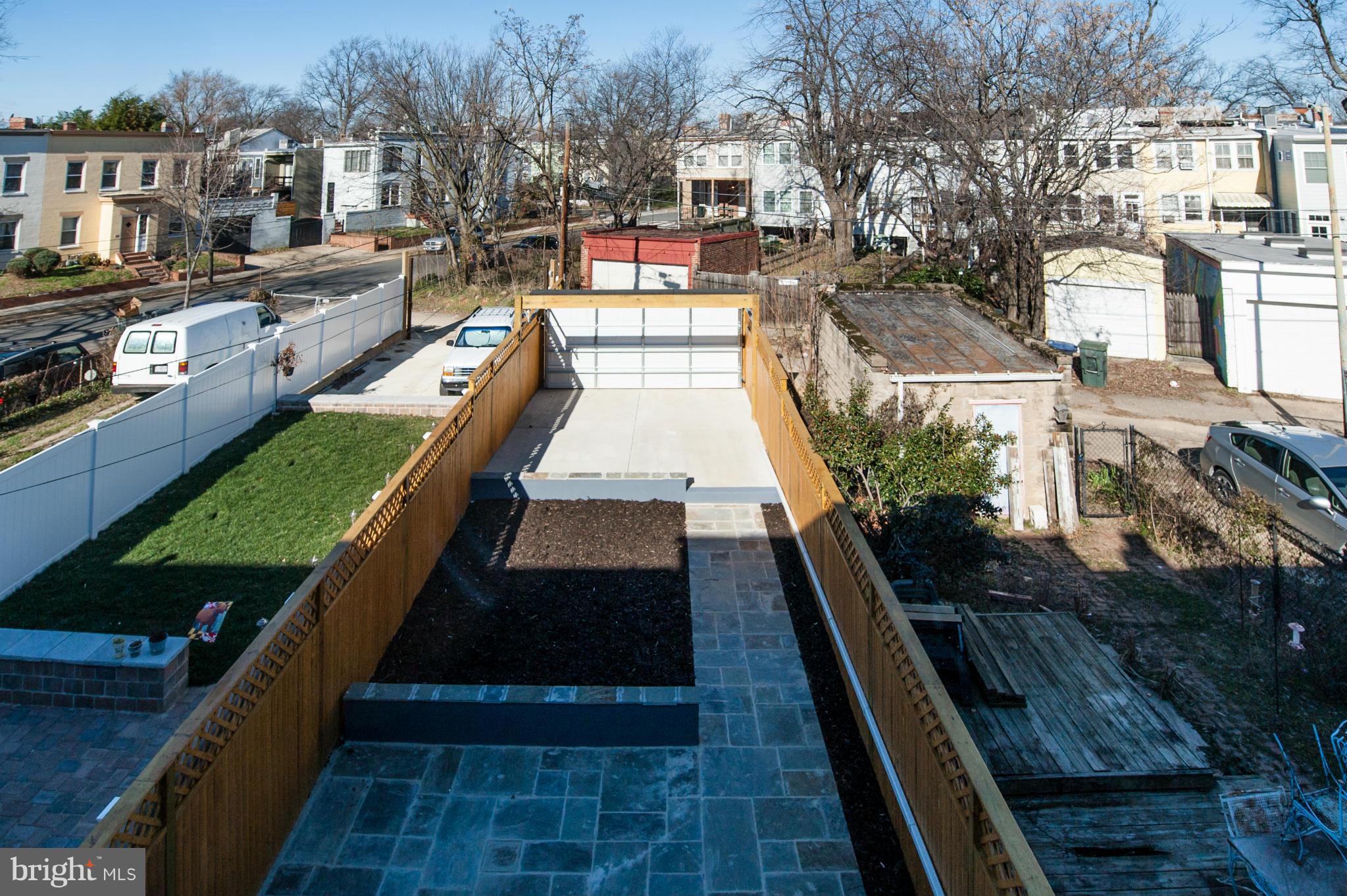 1608 Potomac Avenue Southeast Washington, DC 20003 - Photo 27 of 29