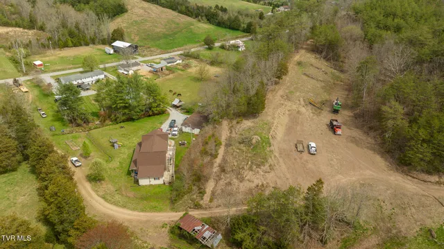 $615,000 | 8651 Tazewell Highway, Sneedville, TN 37869