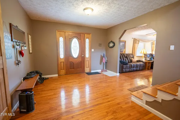 $575,000 | 8651 Tazewell Highway, Sneedville, TN 37869