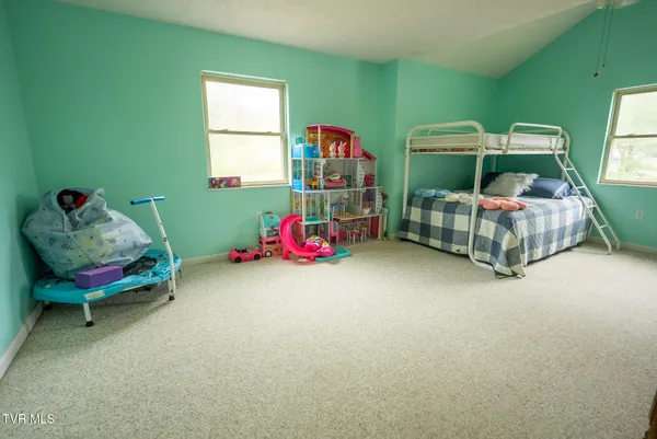 $575,000 | 8651 Tazewell Highway, Sneedville, TN 37869