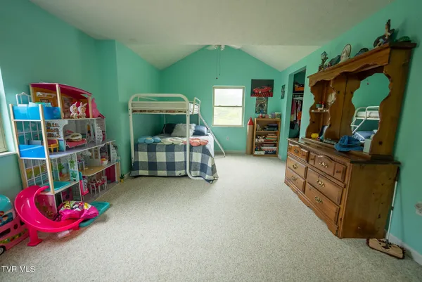 $575,000 | 8651 Tazewell Highway, Sneedville, TN 37869