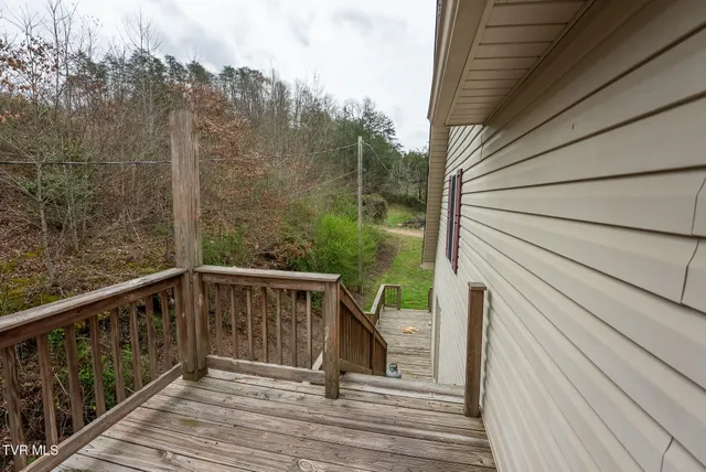 $615,000 | 8651 Tazewell Highway, Sneedville, TN 37869