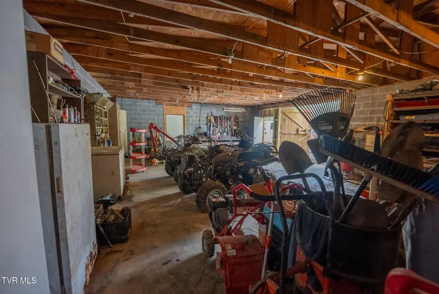 $615,000 | 8651 Tazewell Highway, Sneedville, TN 37869