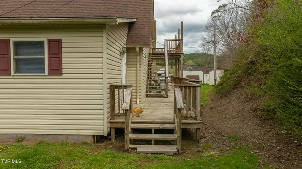 $575,000 | 8651 Tazewell Highway, Sneedville, TN 37869