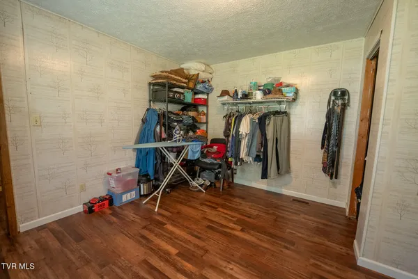 $575,000 | 8651 Tazewell Highway, Sneedville, TN 37869