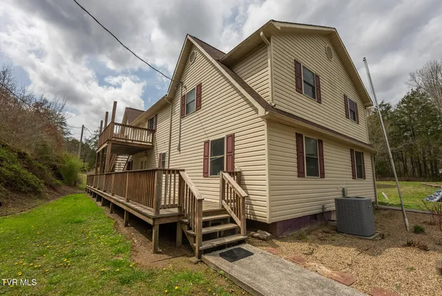 $615,000 | 8651 Tazewell Highway, Sneedville, TN 37869