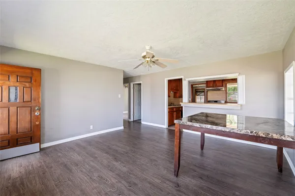 $149,999 | 718 Belmont Street, Pasadena, TX 77506