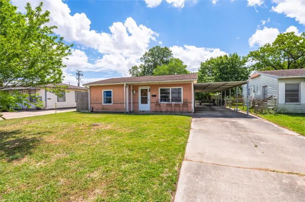 $149,999 | 718 Belmont Street, Pasadena, TX 77506