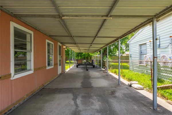 $149,999 | 718 Belmont Street, Pasadena, TX 77506