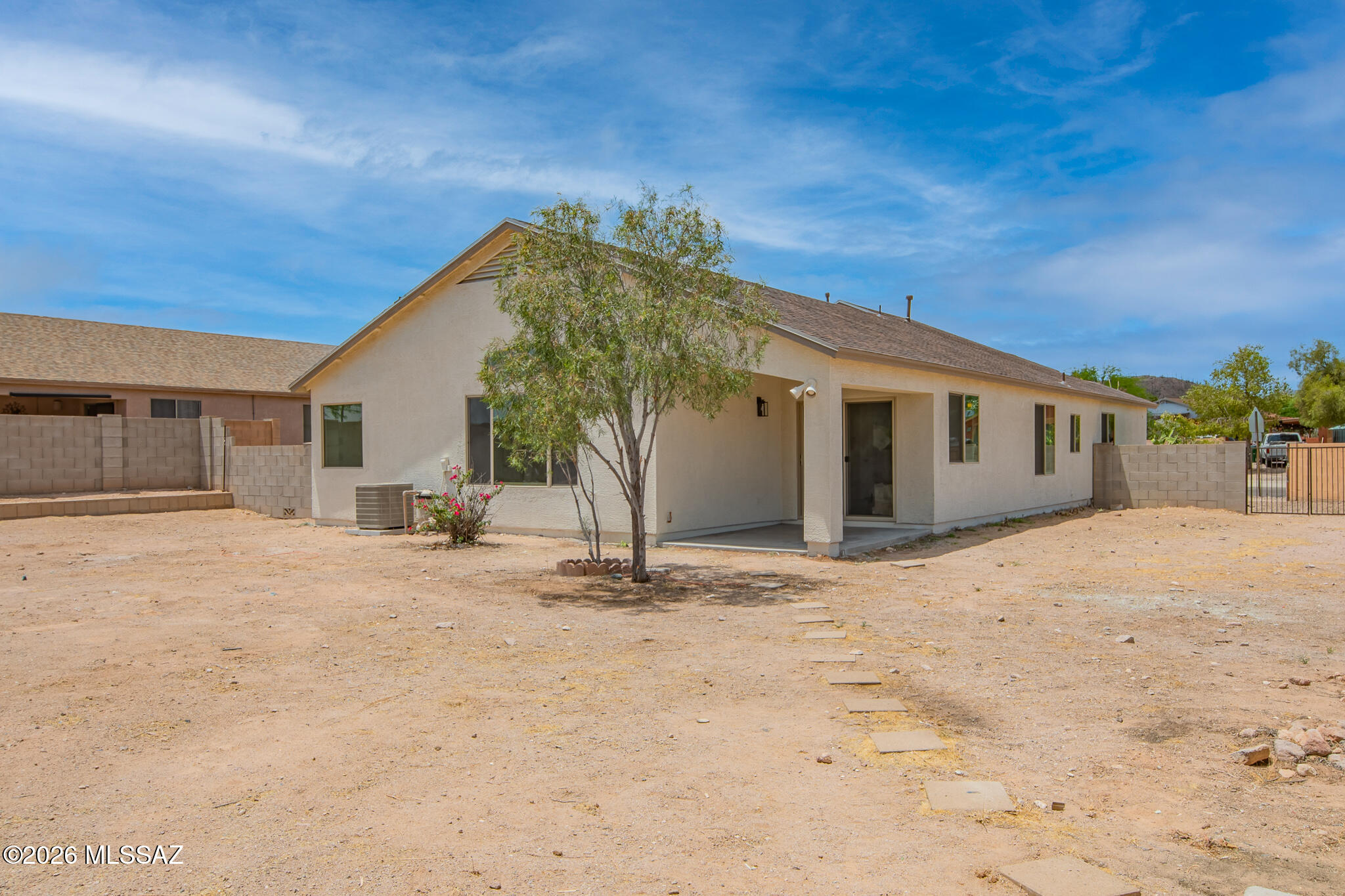 3705 West Tetakusim Road Tucson, AZ 85746 - Photo 7 of 44