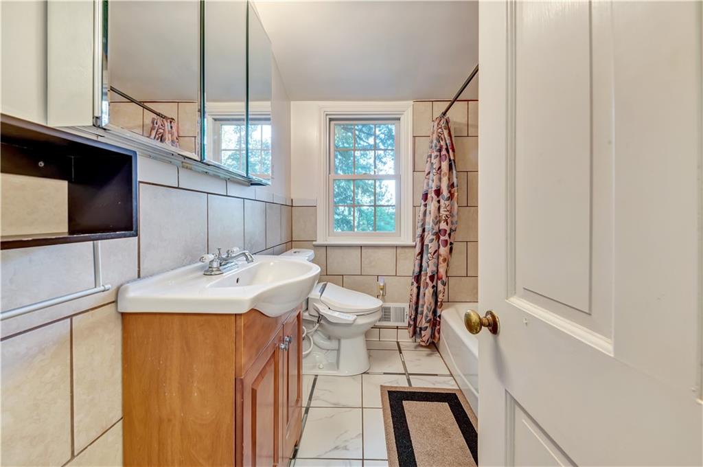 335 McCully Street Pittsburgh, PA 15216 - Photo 18 of 25 Gallery Image 18