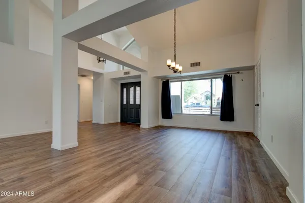 $3,499 | 1945 East Velvet Drive, Tempe, AZ 85284