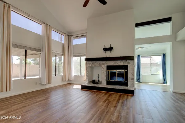 $3,499 | 1945 East Velvet Drive, Tempe, AZ 85284