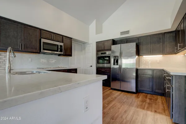 $3,499 | 1945 East Velvet Drive, Tempe, AZ 85284