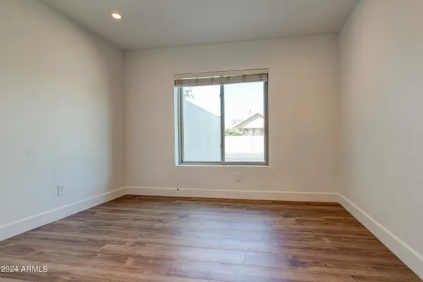 $3,499 | 1945 East Velvet Drive, Tempe, AZ 85284