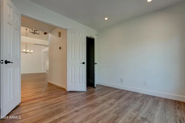 $3,499 | 1945 East Velvet Drive, Tempe, AZ 85284