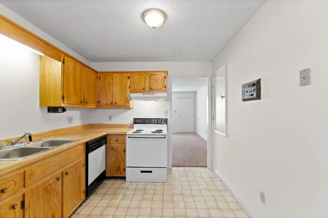 $815 | 112 Stephanie Drive, Unit C, Clarksville, TN 37042