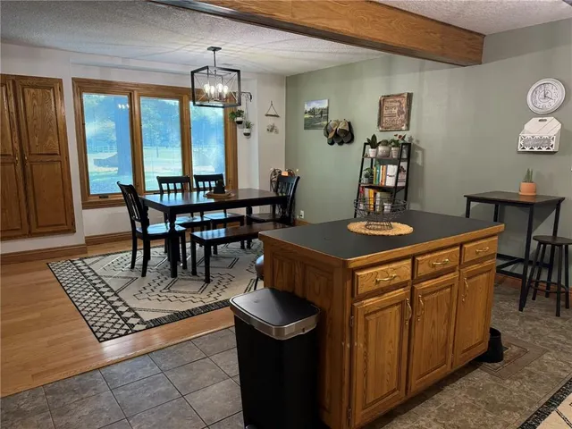 $350,000 | 9997 Harmony Road, Carthage, MO 64836