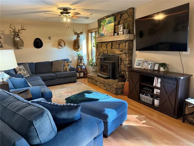 $350,000 | 9997 Harmony Road, Carthage, MO 64836