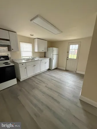 $2,400 | 15 Williams Street, Glassboro, NJ 08028