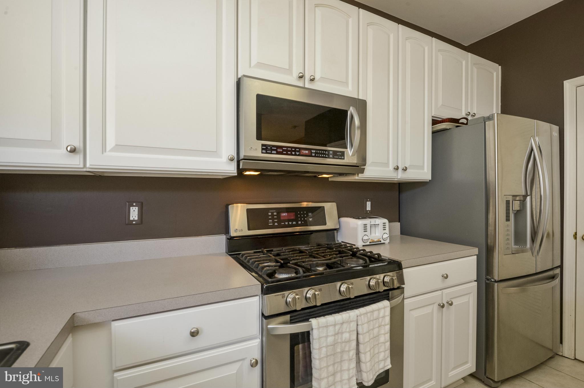 2412 Knapps Way Odenton, MD 21113 - Photo 11 of 30 Kitchen