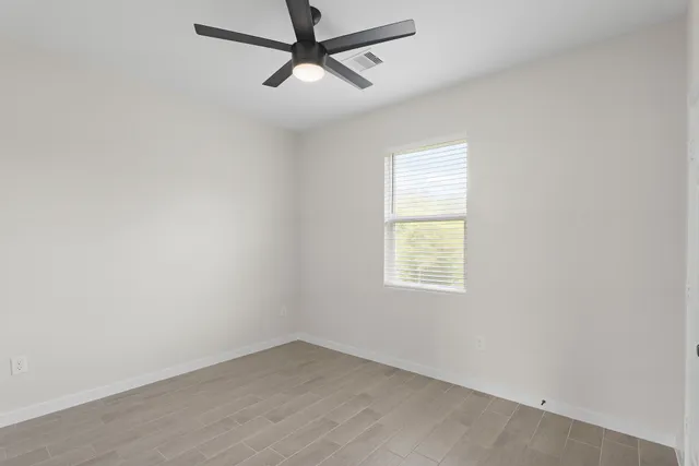 $1,425 | 5544 Shreveport Boulevard, Unit B, Houston, TX 77028