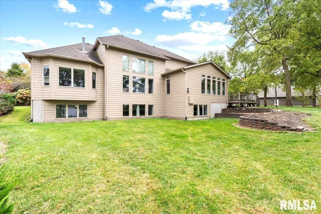 $799,900 | 16808 River Road North, Cordova, IL 61242