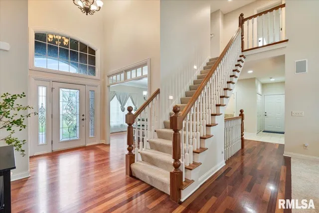 $799,900 | 16808 River Road North, Cordova, IL 61242