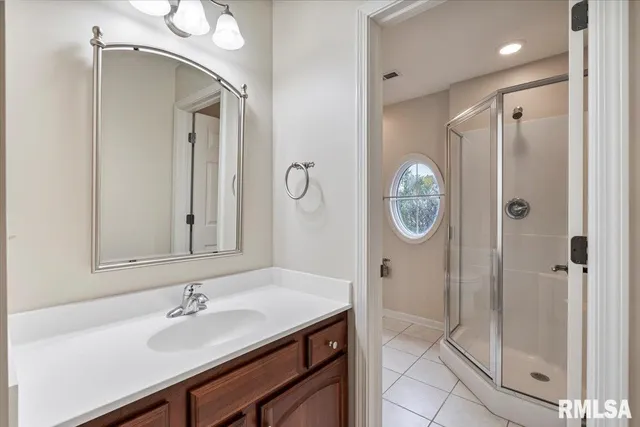 $799,900 | 16808 River Road North, Cordova, IL 61242