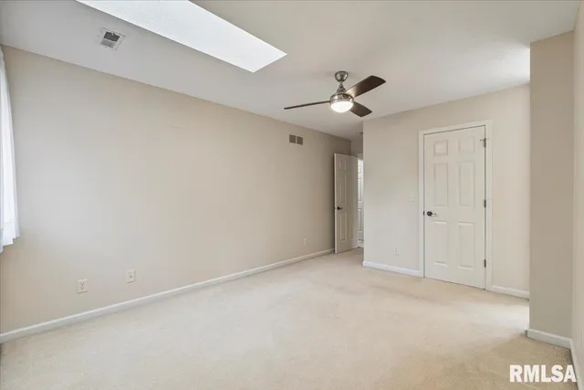 $799,900 | 16808 River Road North, Cordova, IL 61242