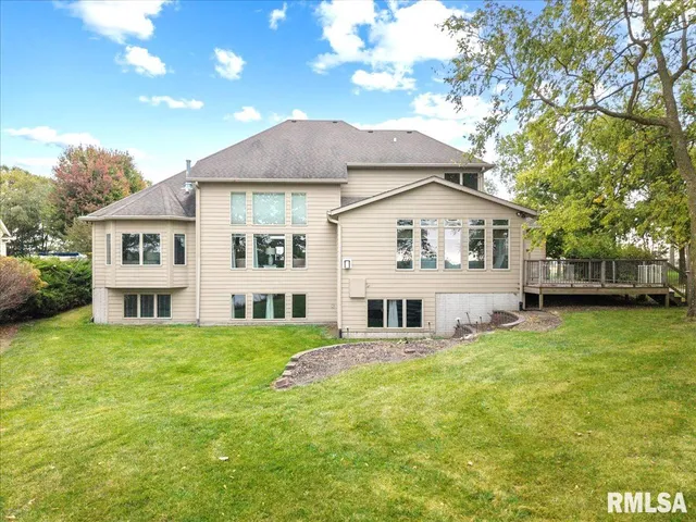 $799,900 | 16808 River Road North, Cordova, IL 61242