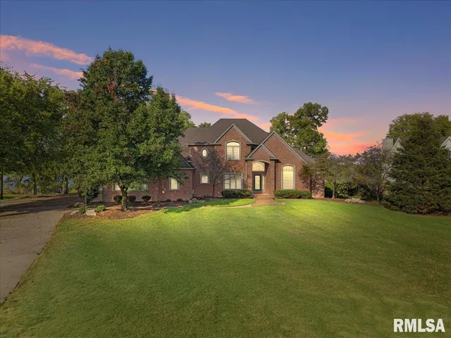 $799,900 | 16808 River Road North, Cordova, IL 61242