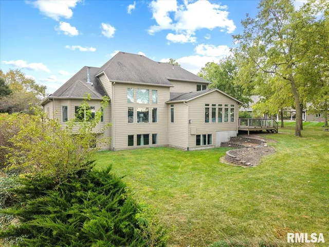 $799,900 | 16808 River Road North, Cordova, IL 61242